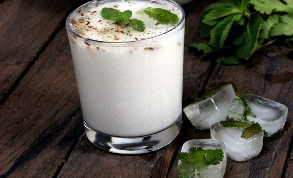 سفید کردن واژن با دوغ