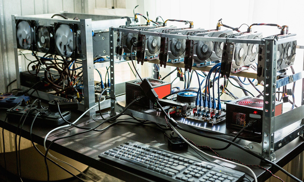 فیلم دستگاه ماینر بیت کوین